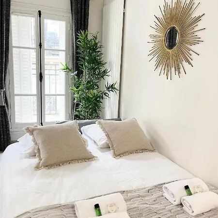 Apartment Pergo Paris